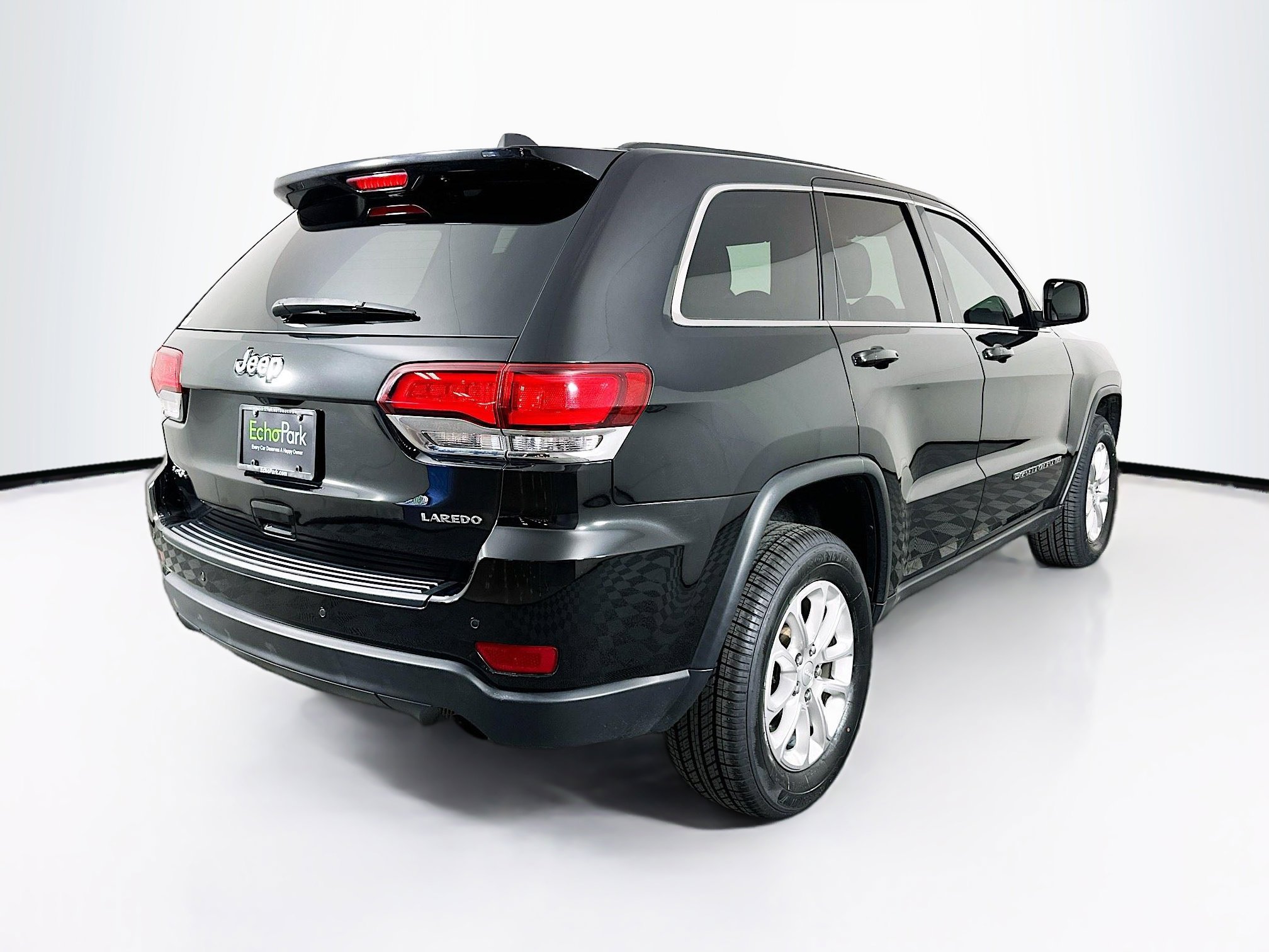 Used 2022 Jeep Grand Cherokee Laredo E w/ Security & Convenience Group image 9
