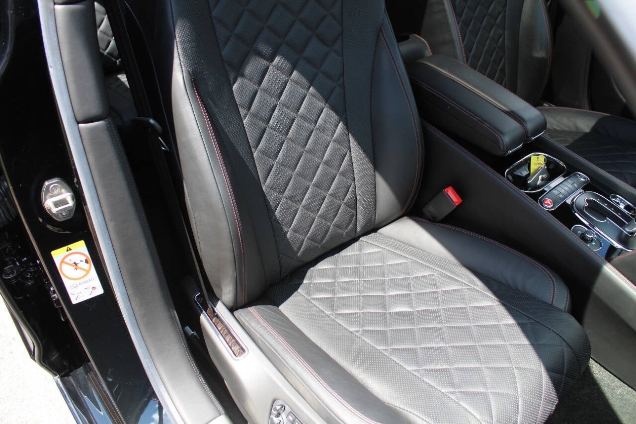 Used 2018 Bentley Flying Spur S V8 AWD/4WD image 17