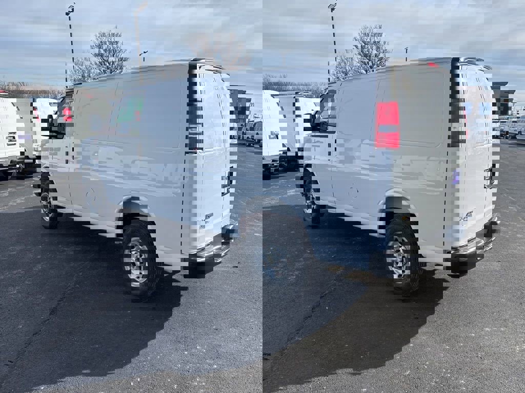 New 2025 Chevrolet Express 2500 w/ Driver Convenience Package image 5