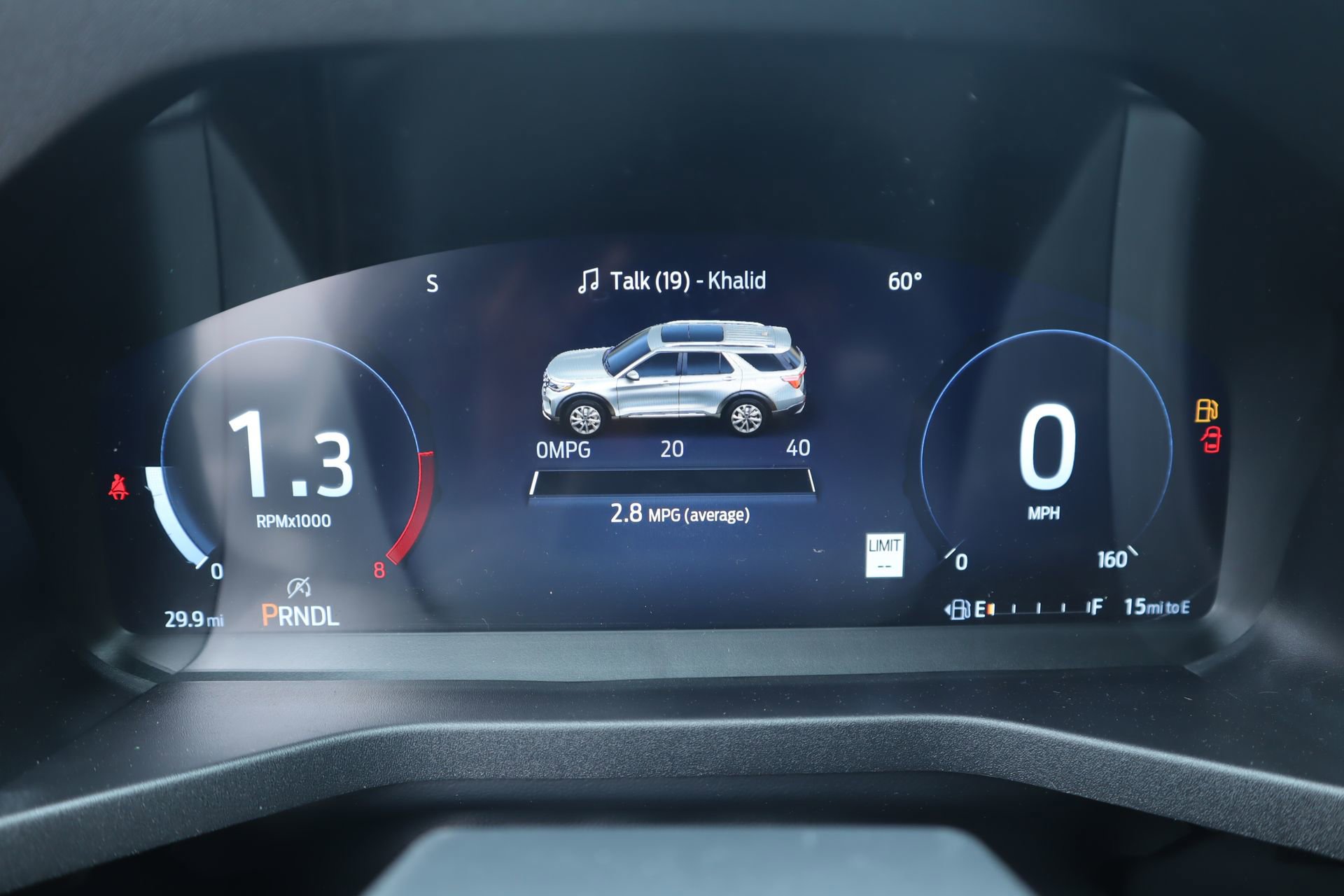 New 2026 Ford Explorer Platinum w/ LUX Leather Package AWD/4WD image 4