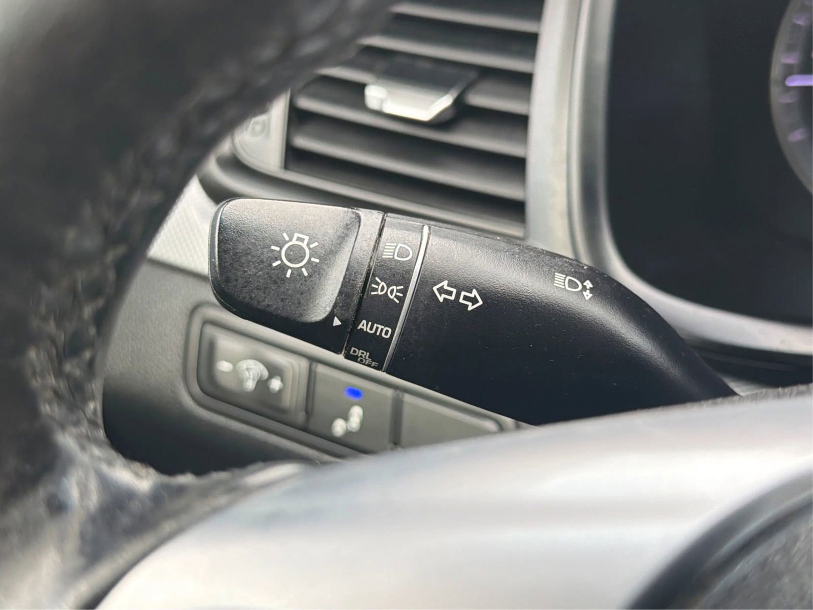 Used 2019 Hyundai Sonata SEL FWD image 25