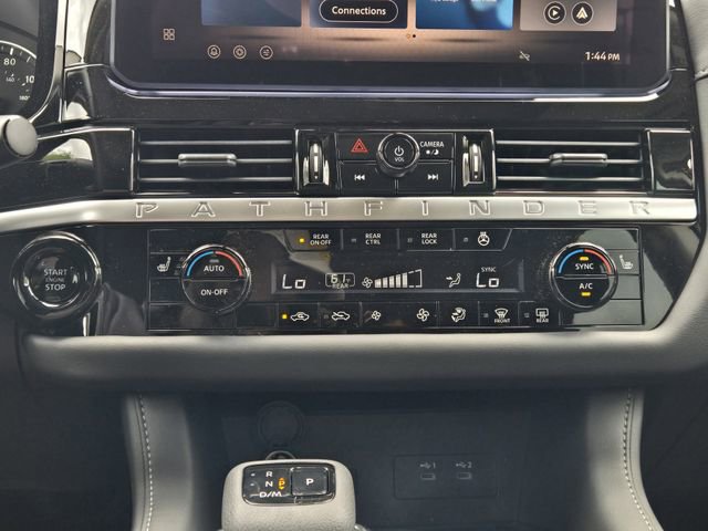 New 2026 Nissan Pathfinder SV w/ SV Premium Package FWD image 13