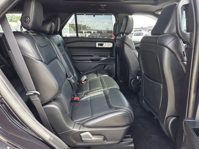 Certified 2020 Ford Explorer ST w/ ST Street Pack image 19