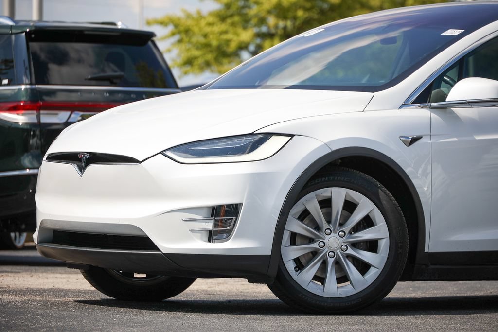 Used 2020 Tesla Model X Long Range AWD/4WD image 8