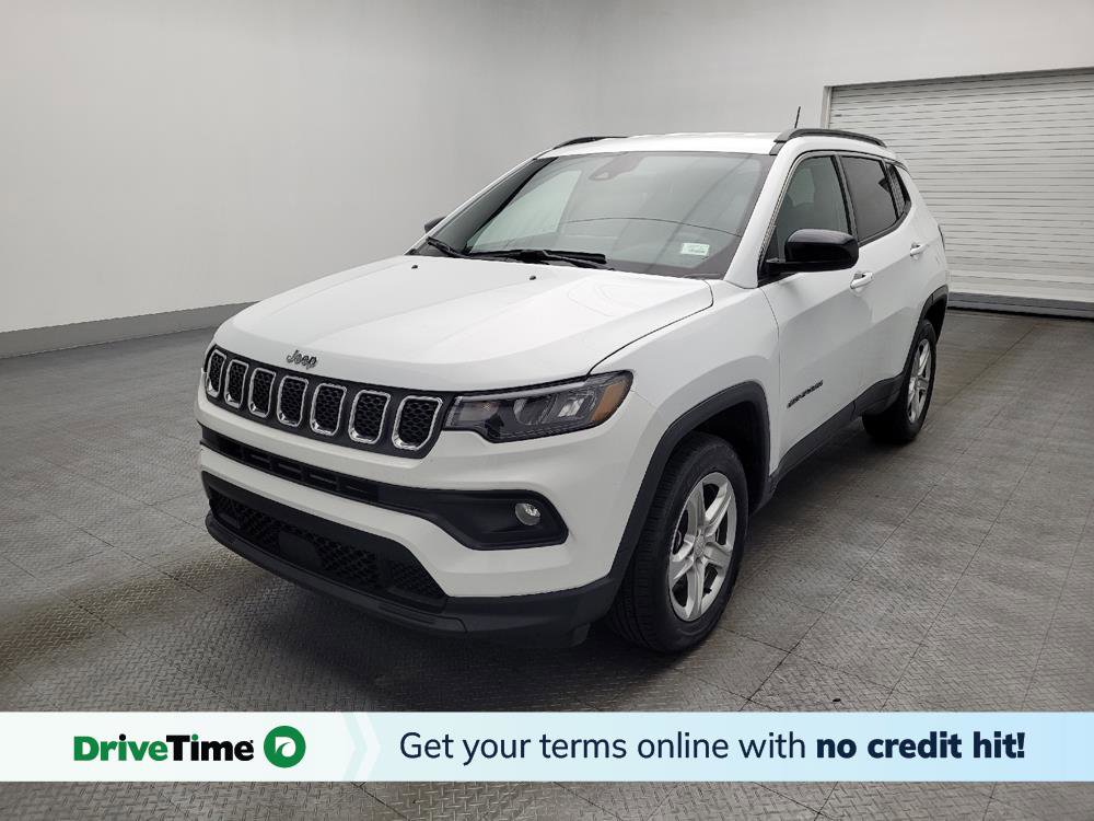 Used 2024 Jeep Compass Latitude image 1
