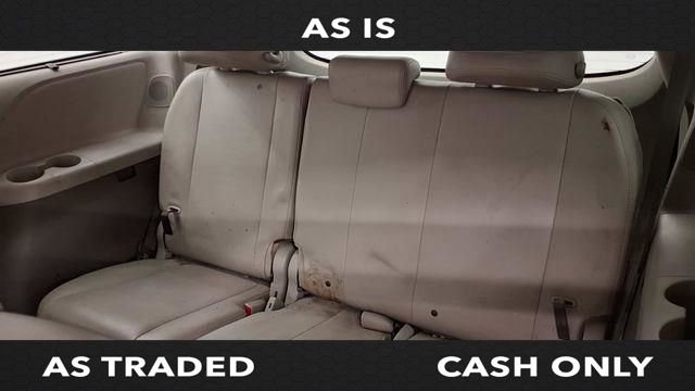 Used 2011 Toyota Sienna XLE w/ XLE Navigation Pkg image 16