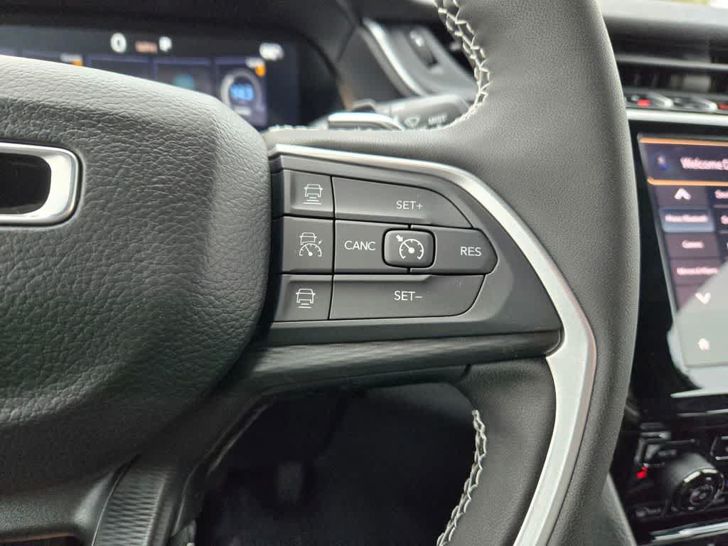 New 2025 Jeep Grand Cherokee L Altitude AWD/4WD image 20