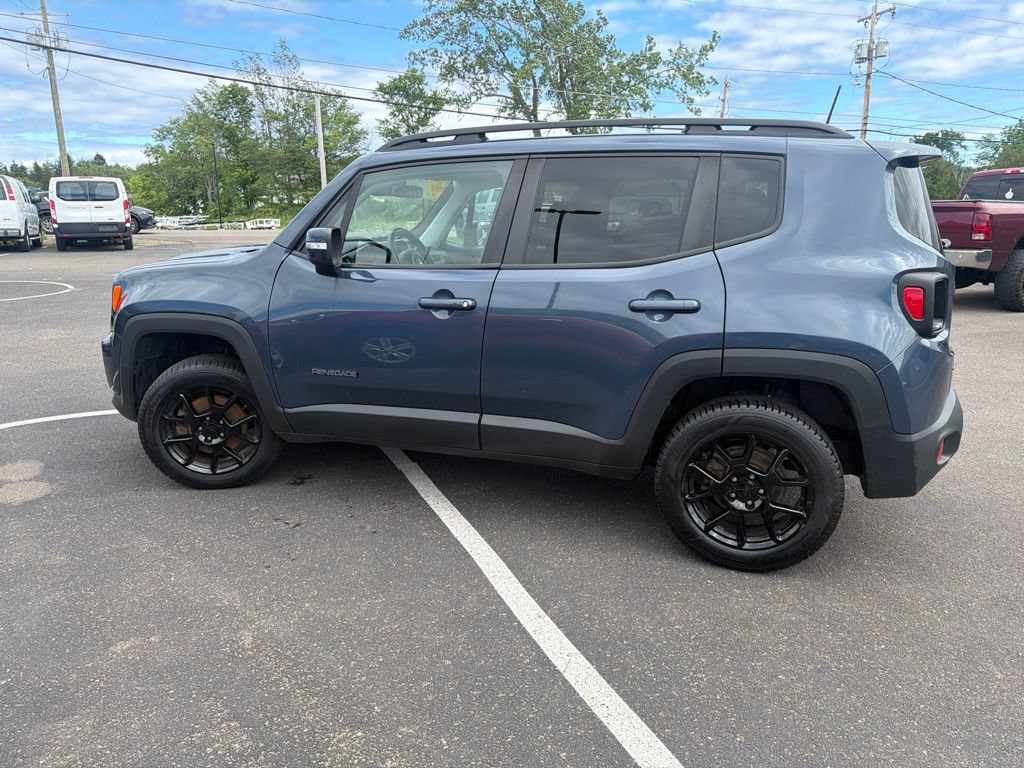 Used 2020 Jeep Renegade Altitude AWD/4WD image 4