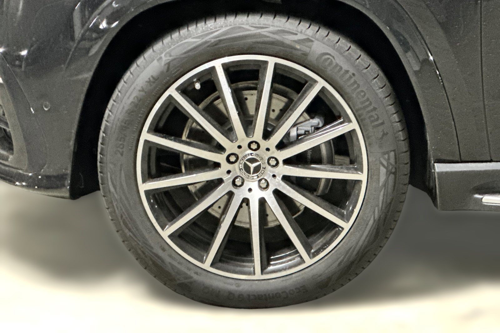 Certified 2025 Mercedes-Benz GLS 580 4MATIC image 11