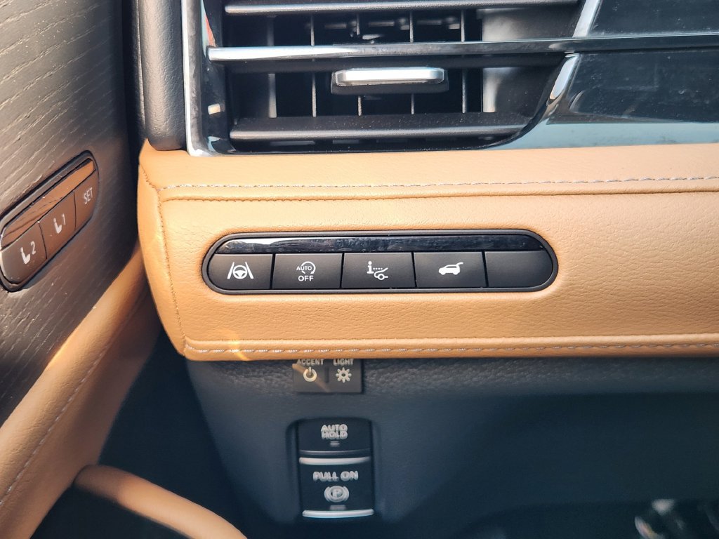 Used 2025 INFINITI QX80 Sensory w/ Exterior Package AWD/4WD image 22