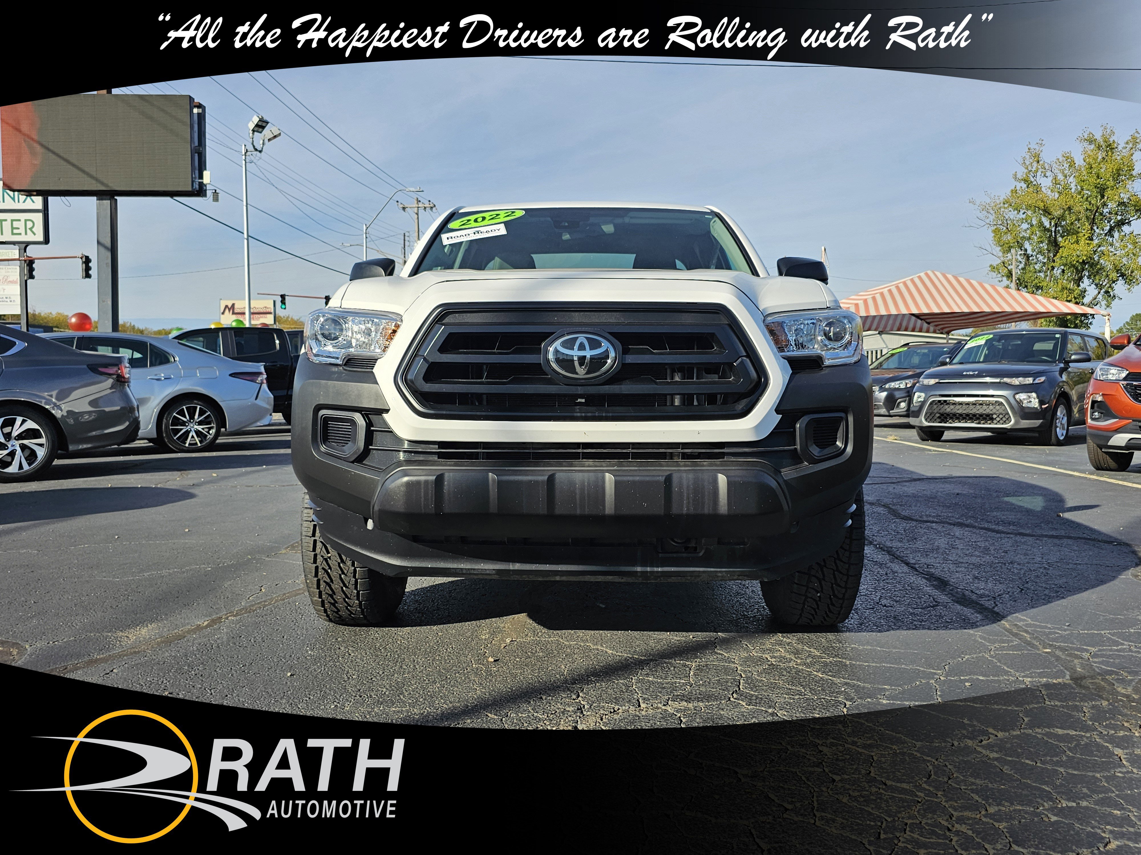 Used 2022 Toyota Tacoma SR image 3