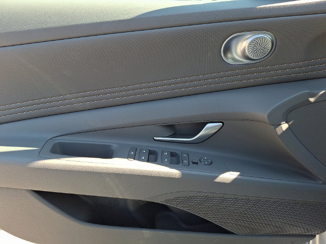 Certified 2026 Hyundai Elantra Sport FWD image 12