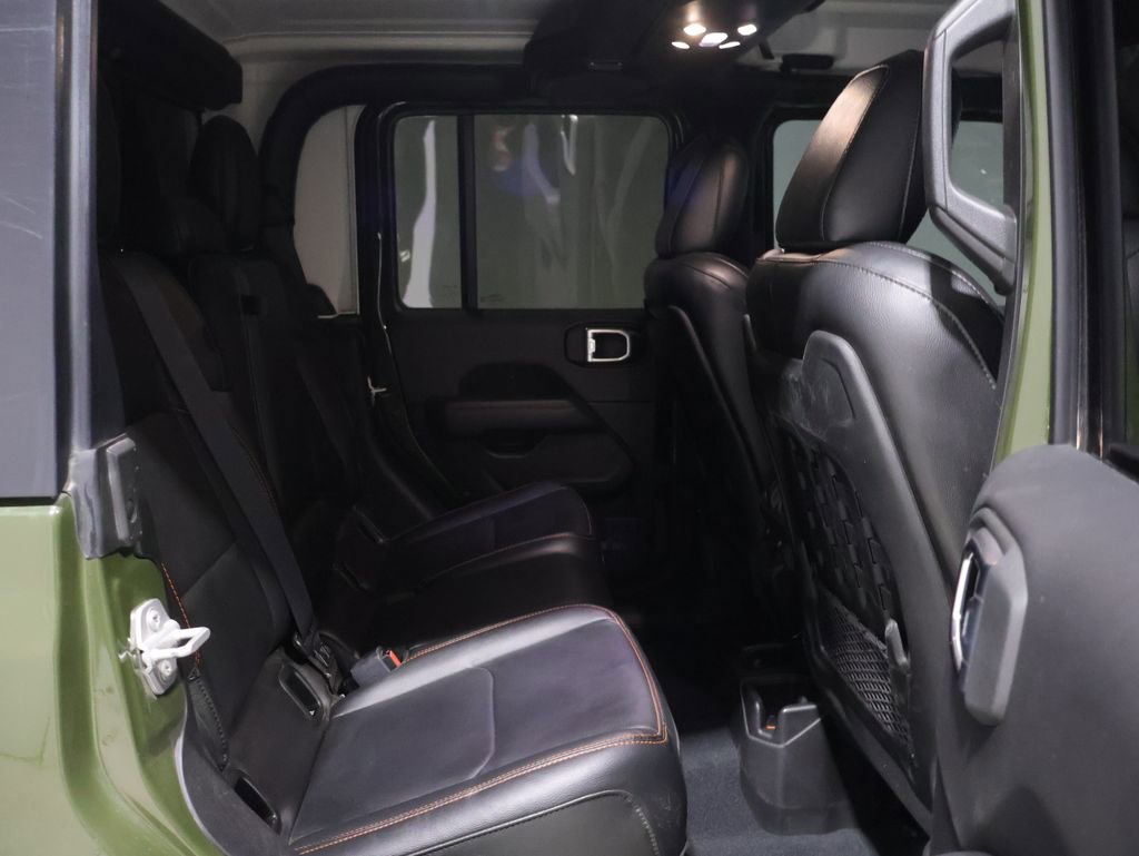 Used 2022 Jeep Gladiator Mojave w/ Cold Weather Group image 19