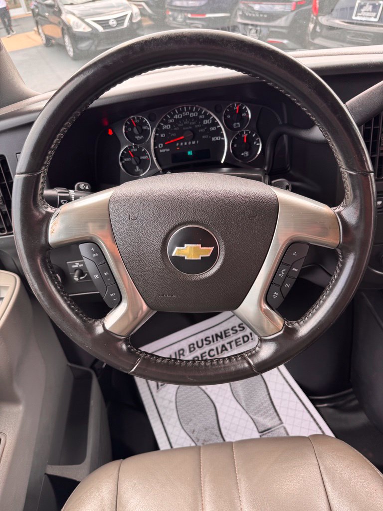 Used 2019 Chevrolet Express 2500 LS w/ Driver Convenience Package RWD image 21
