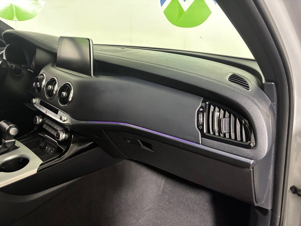 Used 2019 Kia Stinger GT1 image 29