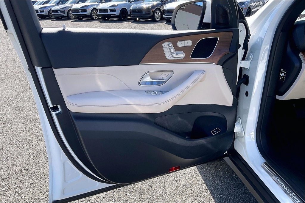 Certified 2025 Mercedes-Benz GLE 450 4MATIC image 15