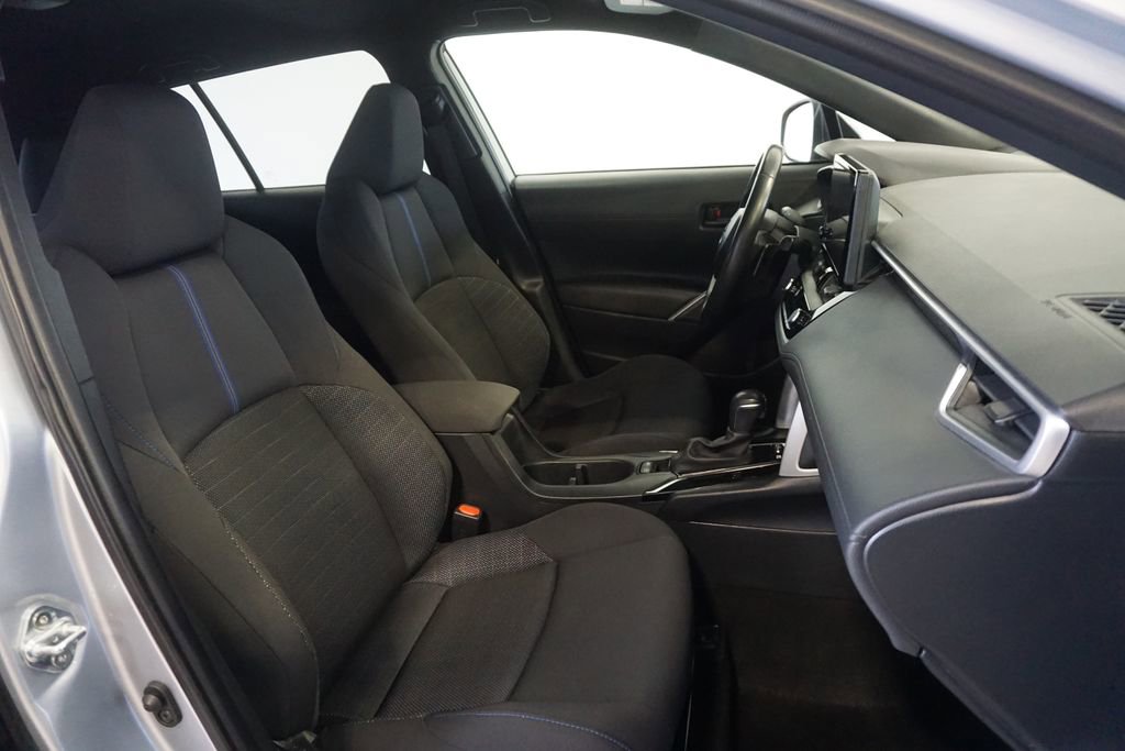 Used 2024 Toyota Corolla Cross SE image 22