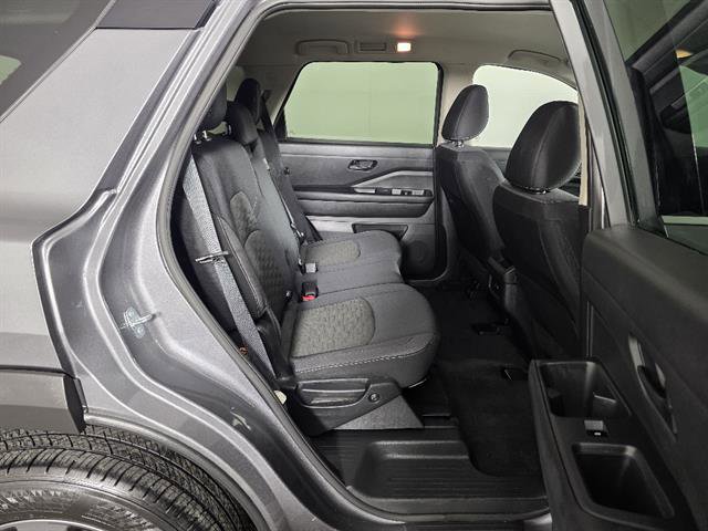 Used 2024 Nissan Pathfinder S AWD/4WD image 15