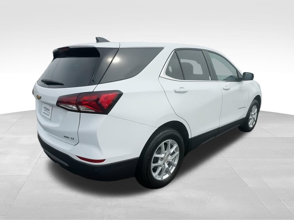 Used 2024 Chevrolet Equinox LT w/ LPO, Floor Liner Package AWD/4WD image 8
