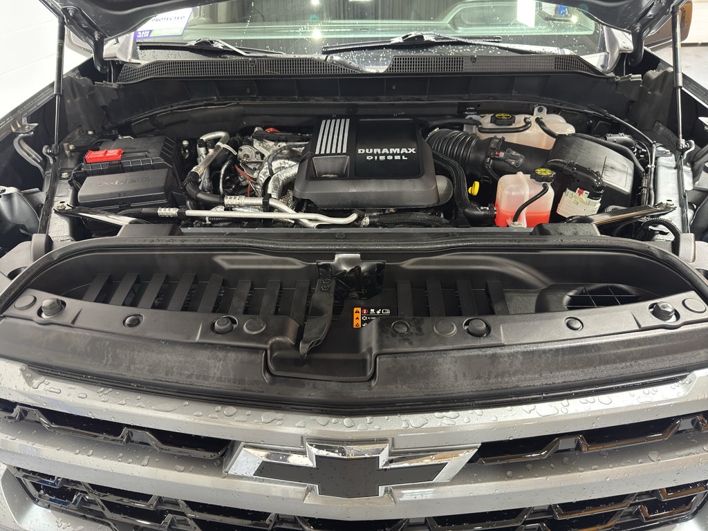 Used 2025 Chevrolet Silverado 1500 RST w/ Convenience Package II AWD/4WD image 40