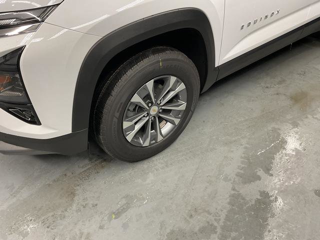 New 2026 Chevrolet Equinox LT w/ Safety and Technology Package image 3