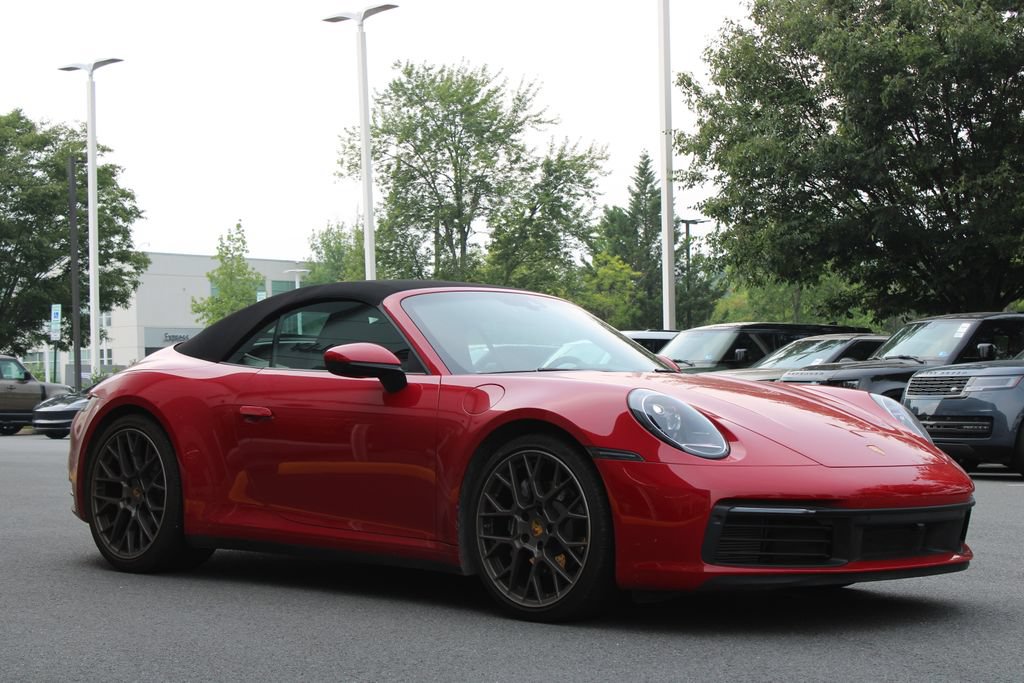 Used 2021 Porsche 911 Carrera RWD image 2