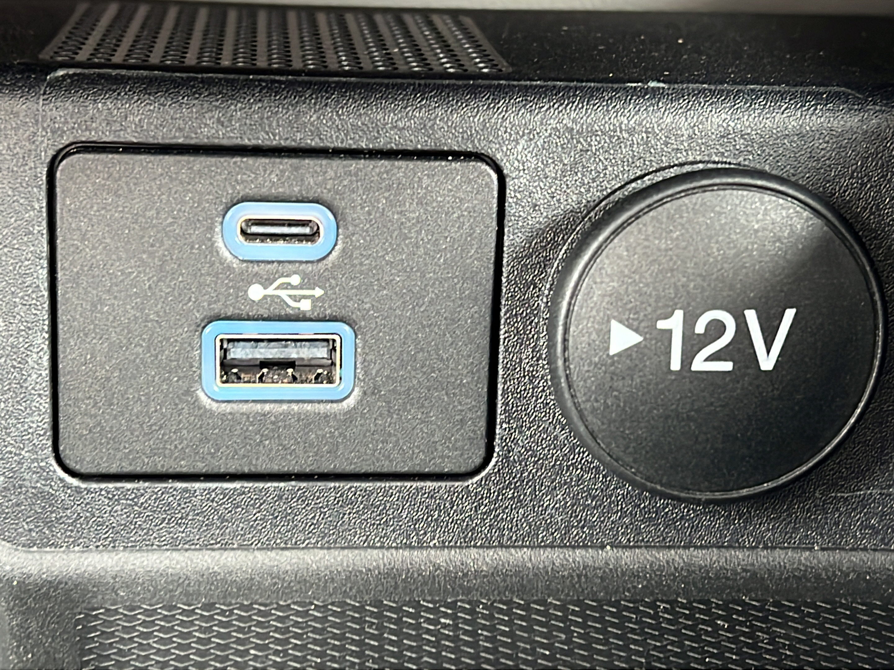 Used 2023 Ford Escape Platinum FWD image 20