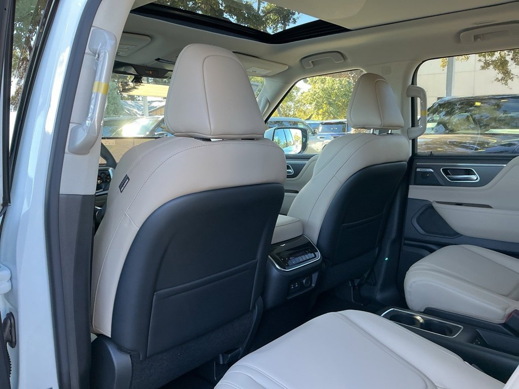 New 2026 INFINITI QX80 Pure w/ Cargo Package image 27