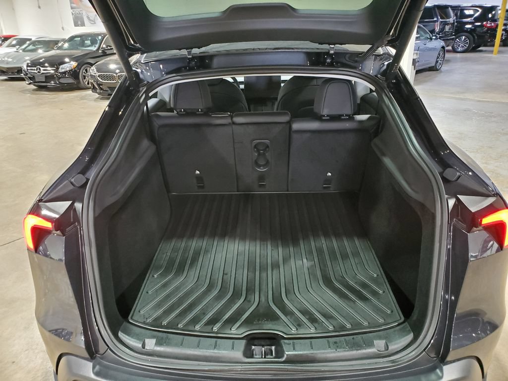 Used 2026 Tesla Model Y 2WD image 42