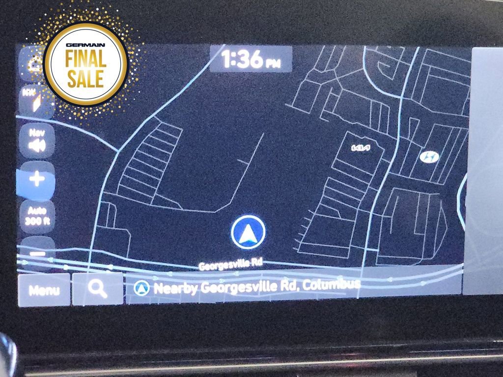 Used 2023 Hyundai Elantra Limited w/ Preferred Accessory Package image 25