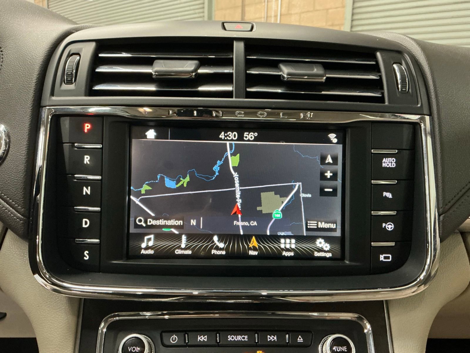 Used 2019 Lincoln Continental Reserve image 25