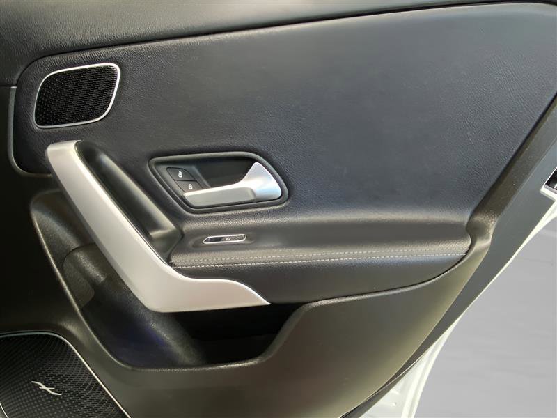 Used 2020 Mercedes-Benz A 220 image 15
