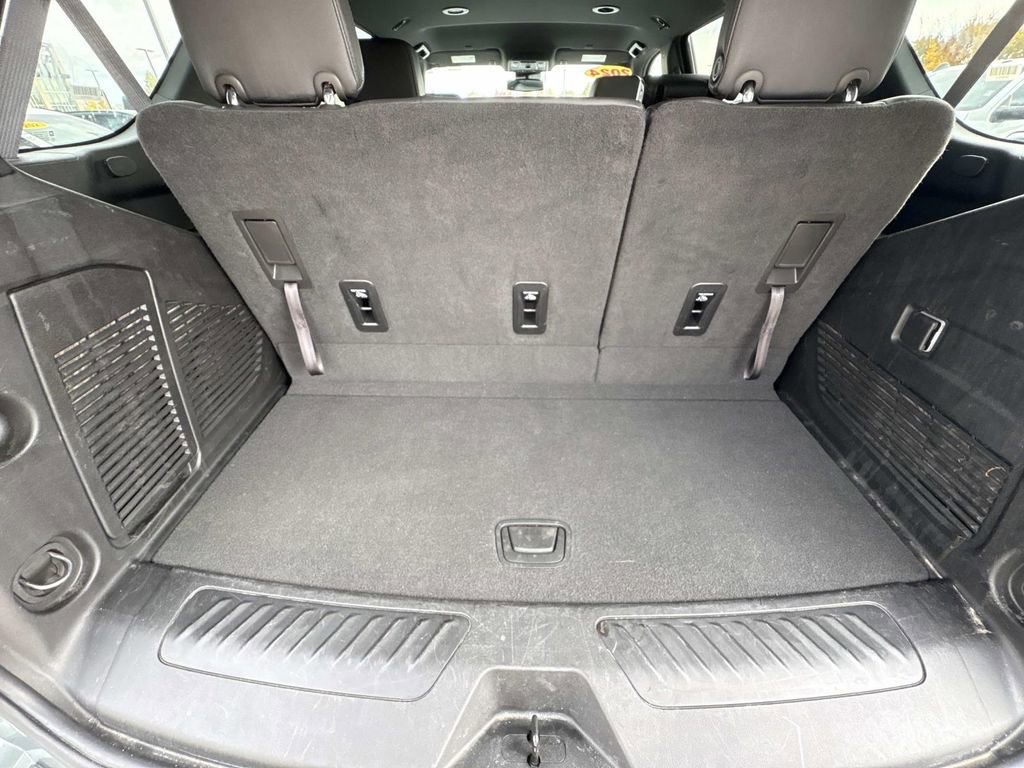 Used 2024 Chevrolet Tahoe LT image 17