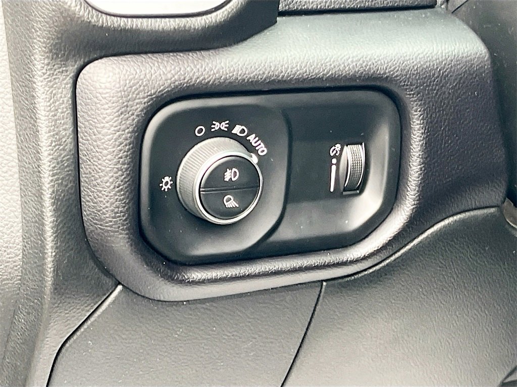 Certified 2021 RAM 3500 Big Horn w/ Level 2 Equipment Group image 10