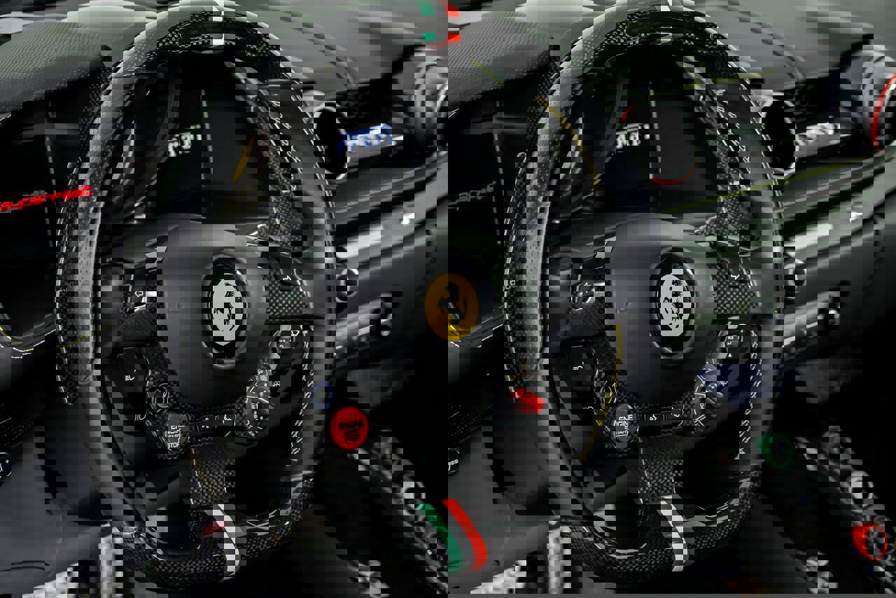 Used 2019 Ferrari 812 Superfast image 24