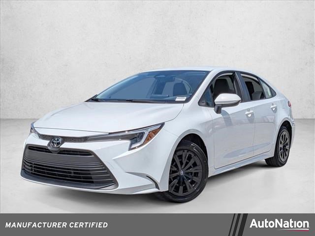 Used 2026 Toyota Corolla LE image 1