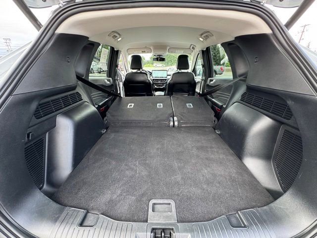 Used 2025 Ford Escape Platinum AWD/4WD image 17
