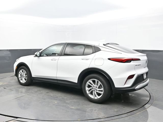 Used 2025 Buick Envista Preferred image 3