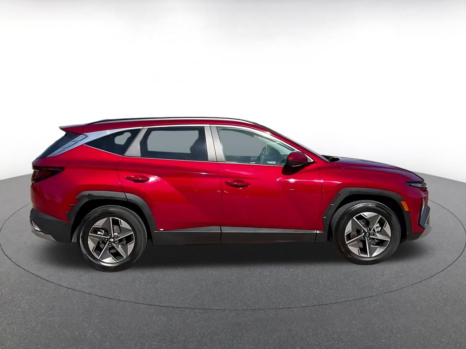 Used 2025 Hyundai Tucson SEL FWD image 15
