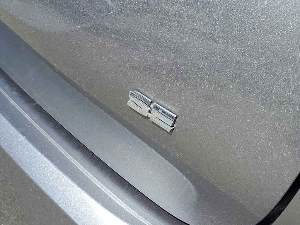 Used 2023 Mitsubishi Outlander SE image 6