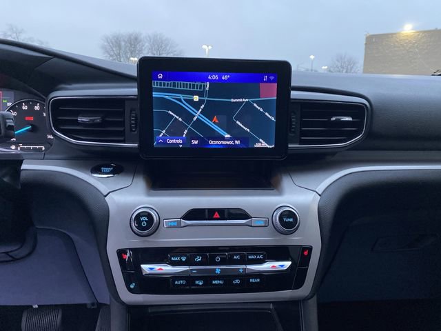 Certified 2023 Ford Explorer XLT w/ Equipment Group 202A image 9