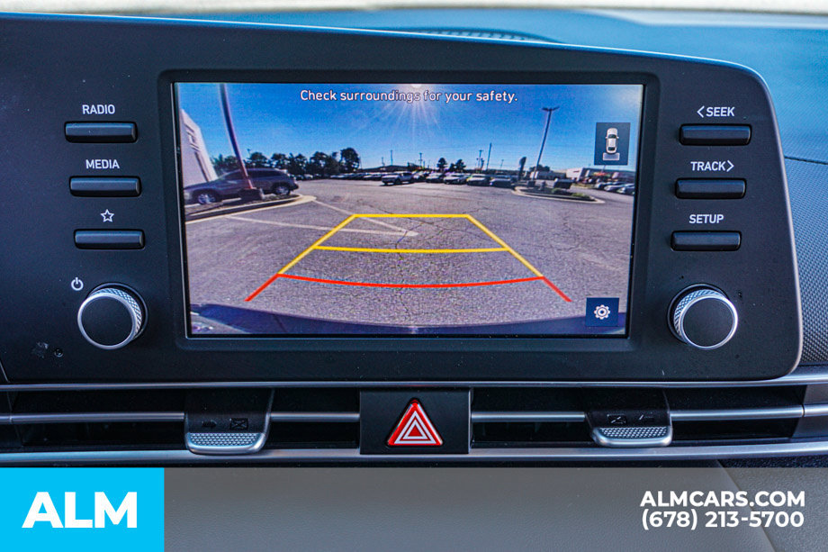 Used 2023 Hyundai Elantra SEL FWD image 34