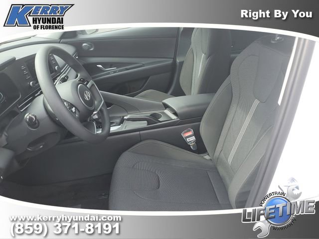 New 2026 Hyundai Elantra SE image 16