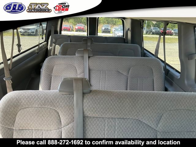 Used 2016 Chevrolet Express 3500 LT w/ LT Preferred Equipment Group RWD image 9