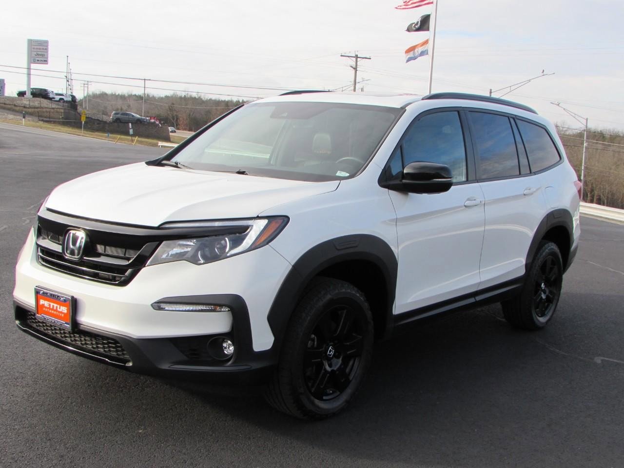 Used 2022 Honda Pilot TrailSport image 3