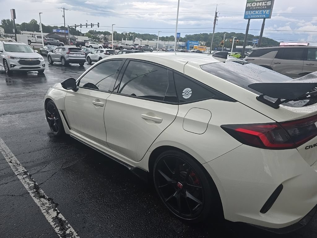 Used 2025 Honda Civic Type R image 5