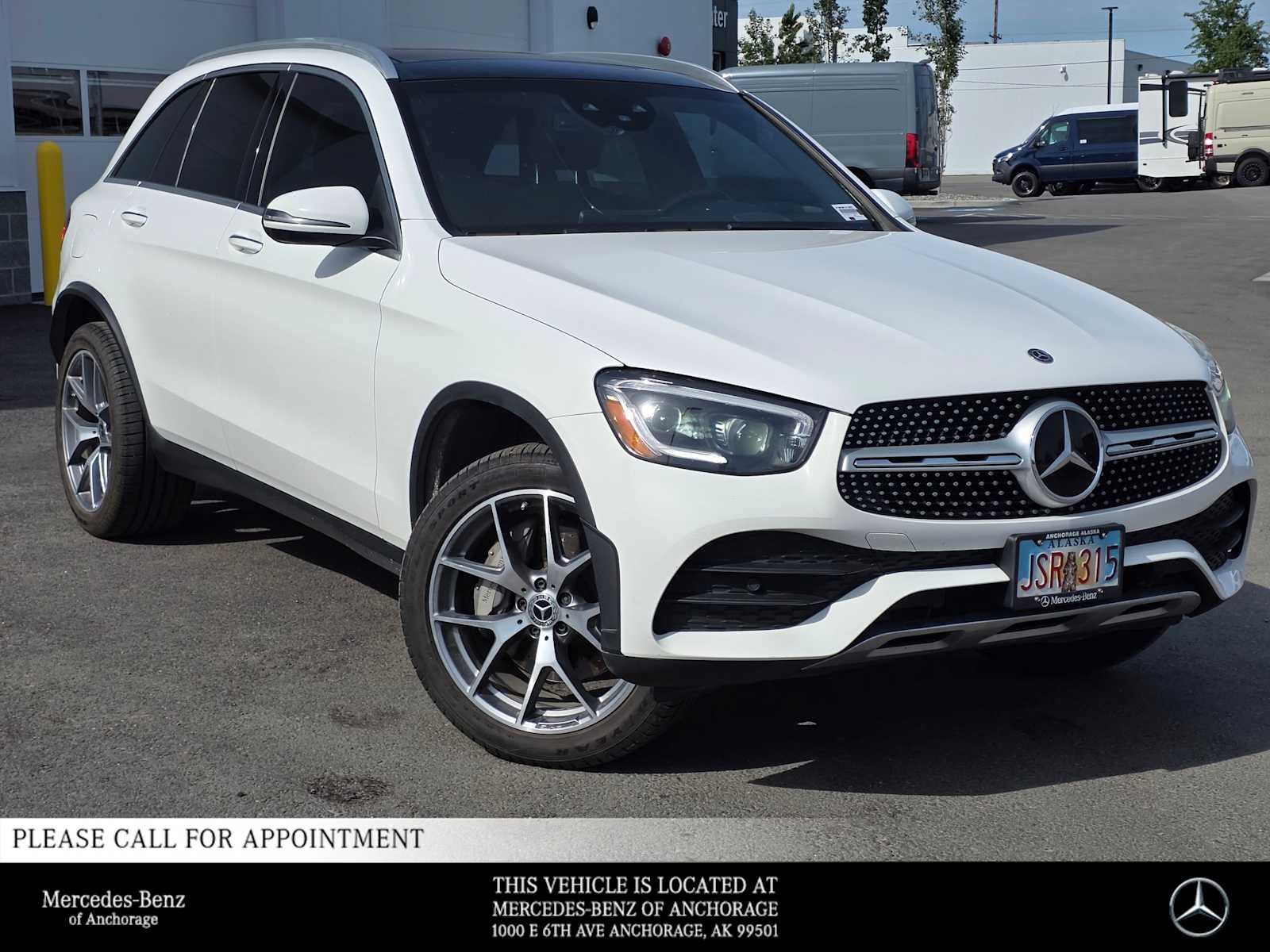 Used 2020 Mercedes-Benz GLC 300 4MATIC image 1