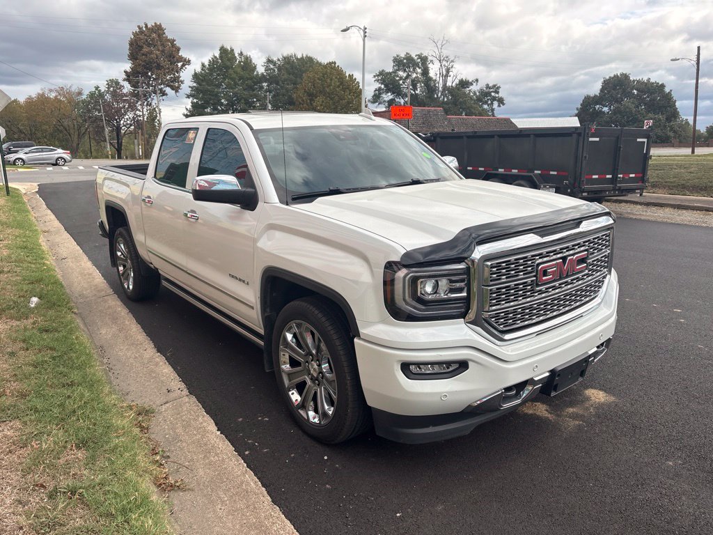 Used 2017 GMC Sierra 1500 Denali w/ Denali Ultimate Package AWD/4WD image 10