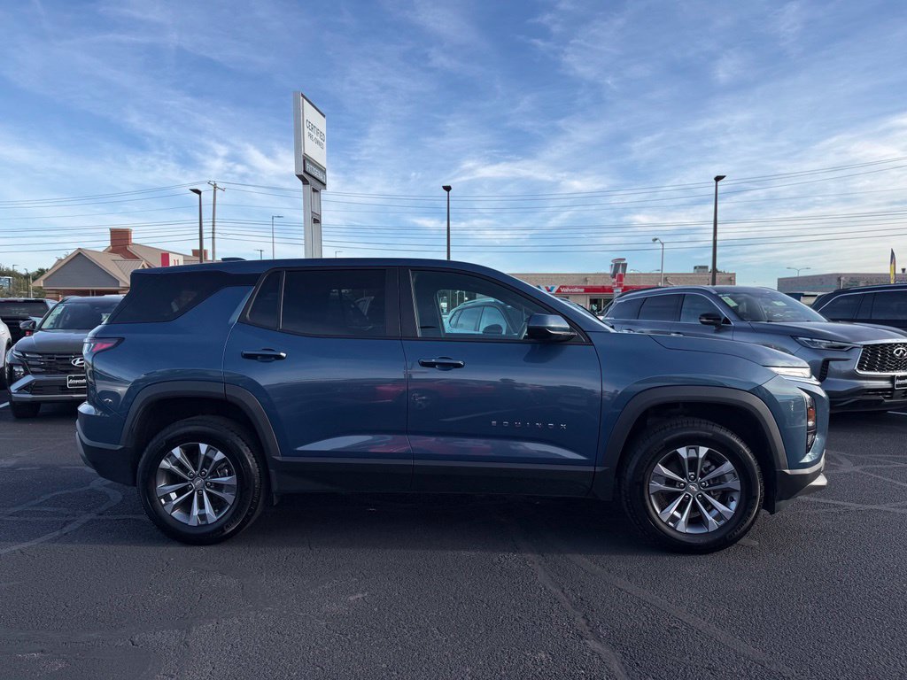 Used 2026 Chevrolet Equinox LT AWD/4WD image 35