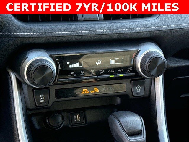 Used 2024 Toyota RAV4 LE image 21